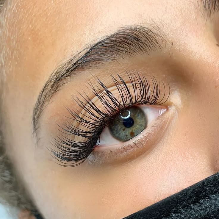 Classic lashes 1